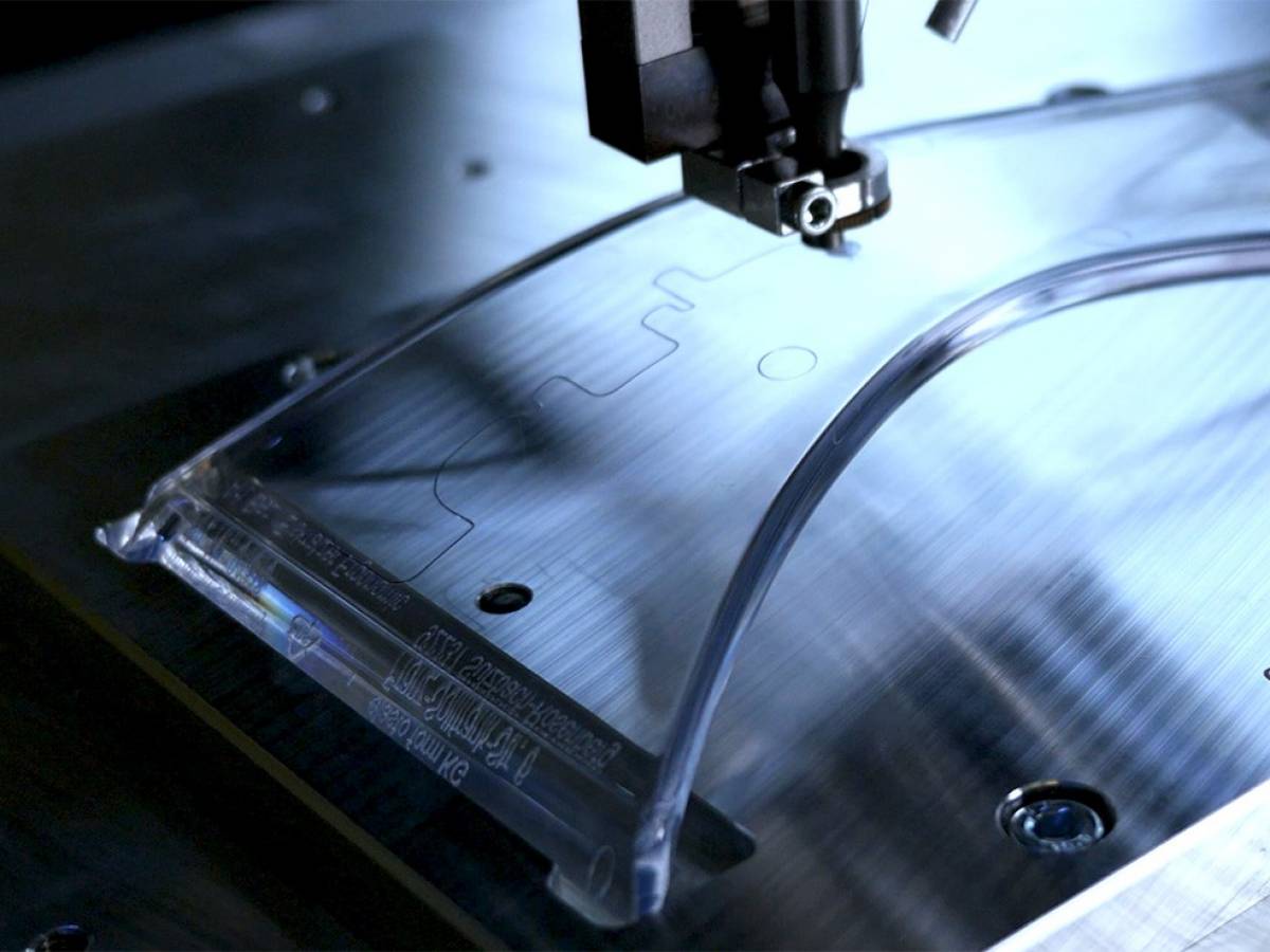 Vorschaubild für die Unterseite: 3D-Drahtlegetechnologie