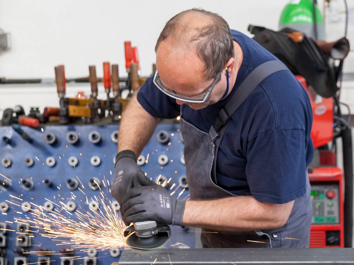 Vorschaubild für die Unterseite: Metallbearbeitung
